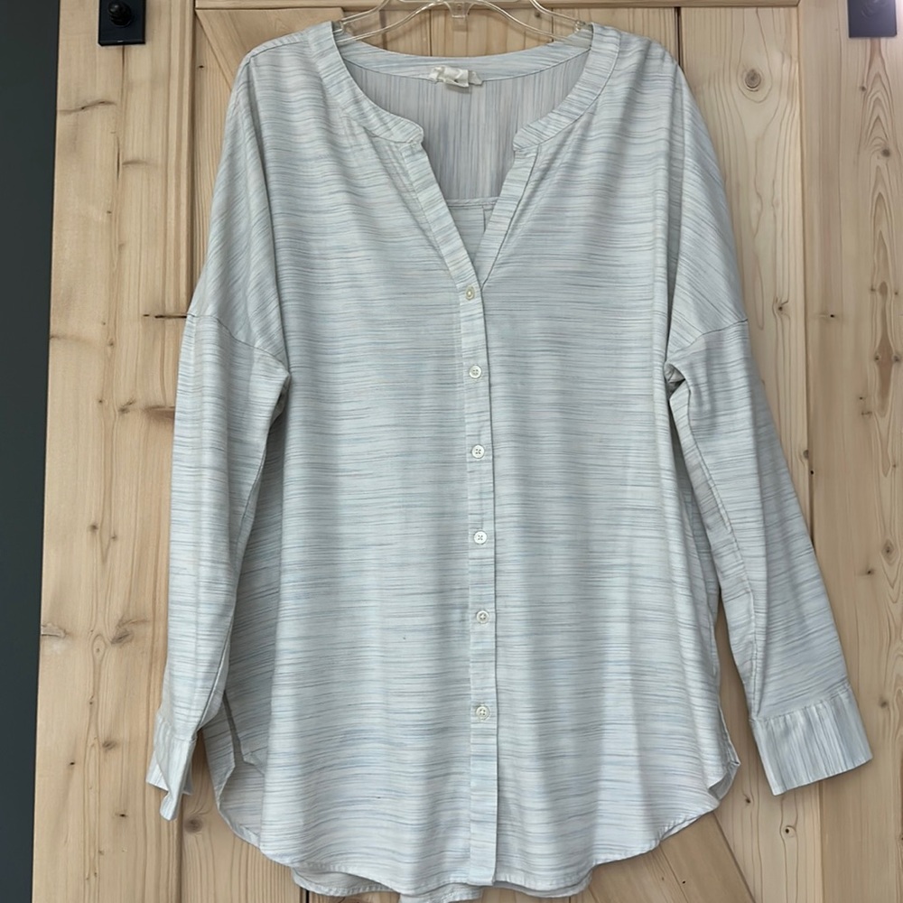 Loft Outlet Lounge Top